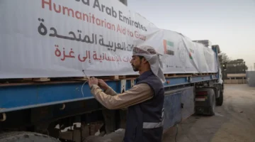 قافلة الفارس الشهم.. دخول 290 طنا من المساعدات الغذائية إلى قطاع غزة